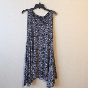 Black and White flowy dress